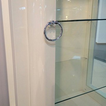 Витрина Modena